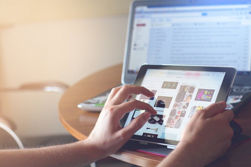 Фотосток Pixabay и фриланс-биржа Upwork закрыли доступ для россиян