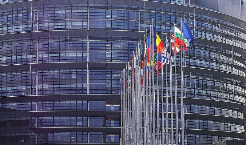 В Европарламенте потребовали лишить Венгрию права голоса в ЕС
