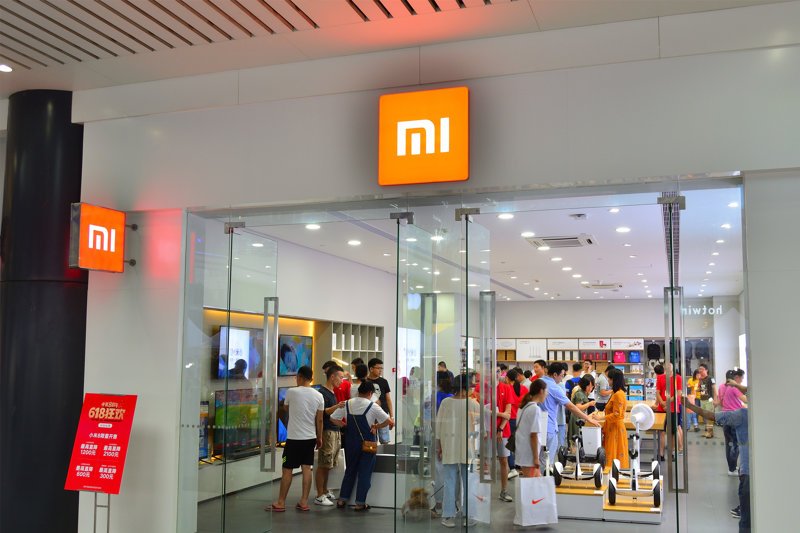 Бюджетный флагман Xiaomi появился на фото