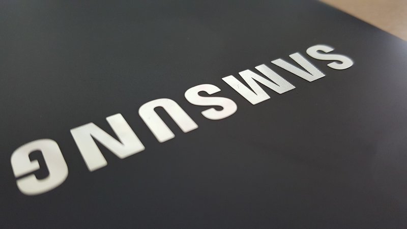 Популярные модели смартфонов Samsung пропали с полок в ряде регионов России