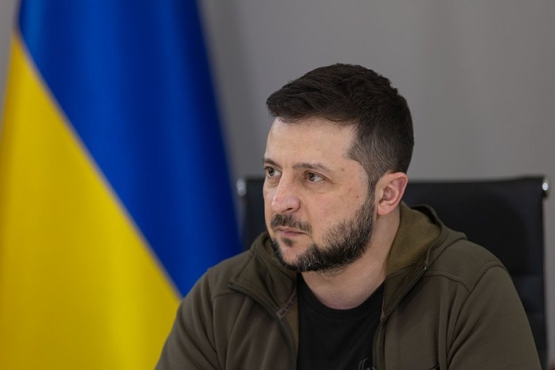 Зеленский объяснил отступление военных ВСУ из Лисичанска
