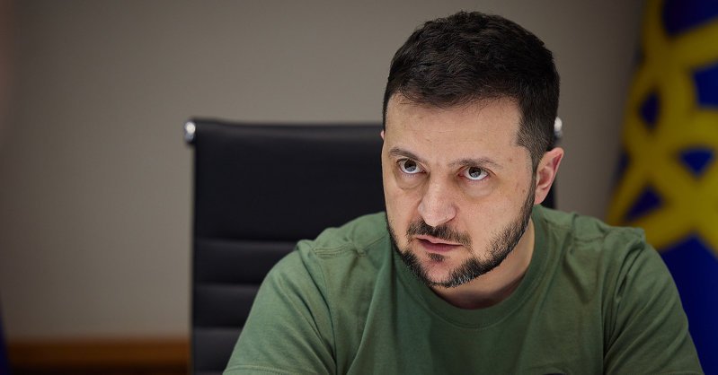 Зеленский признал неспособность ВСУ переломить ситуацию в Донбассе