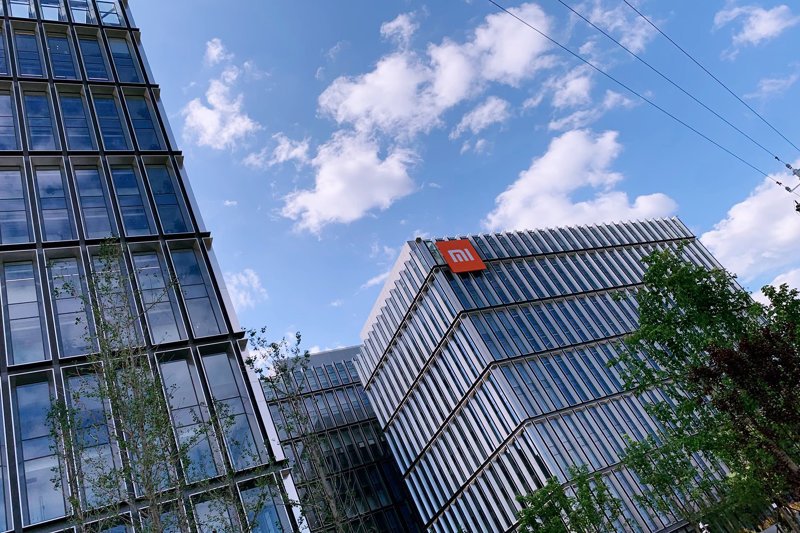 Xiaomi начнет официальные поставки ноутбуков в Россию