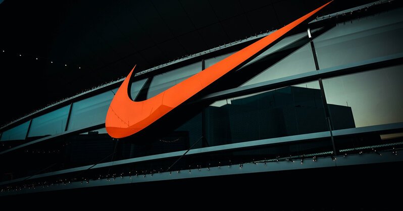 Nike теряет доверие Wall Street: оценки аналитиков упали до минимума за 25 лет