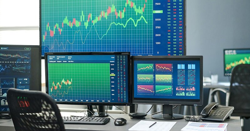 Азиатские биржи обвалились на фоне опасений по поводу инвестиций в ИИ