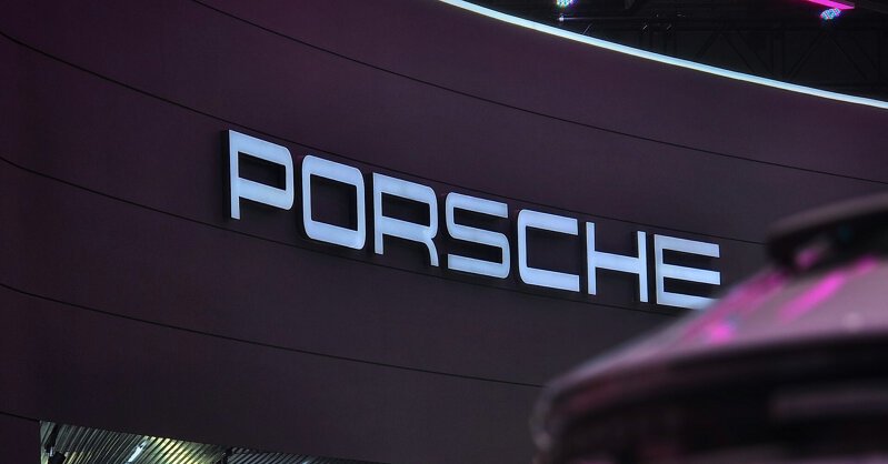 Porsche сократит управленческий аппарат и сделает ставку на более дорогие автомобили