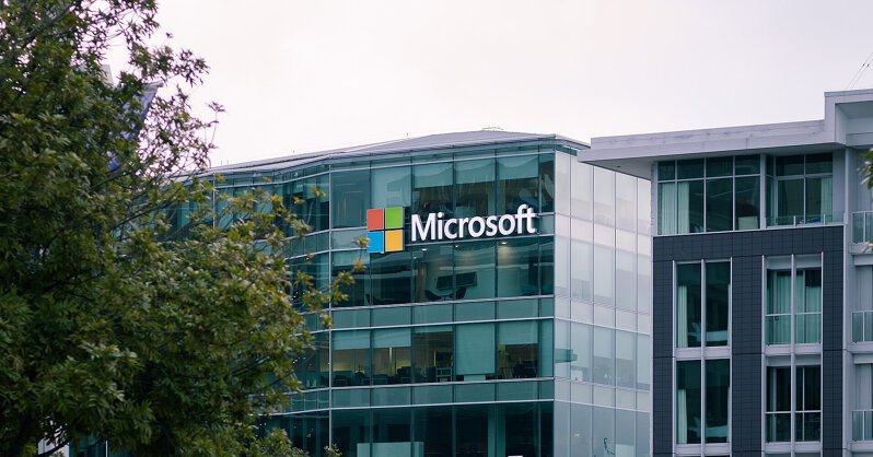 Microsoft переводит свои ИИ-сервисы на собственные чипы, чтобы снизить зависимость от Nvidia
